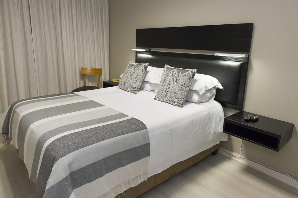 The Suburban Guest House Bloemfontein Quarto foto